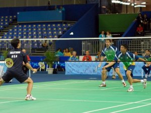 about badminton game in english